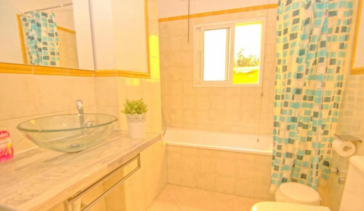 Guests House Mercado Malaga Apartment Bagian luar foto